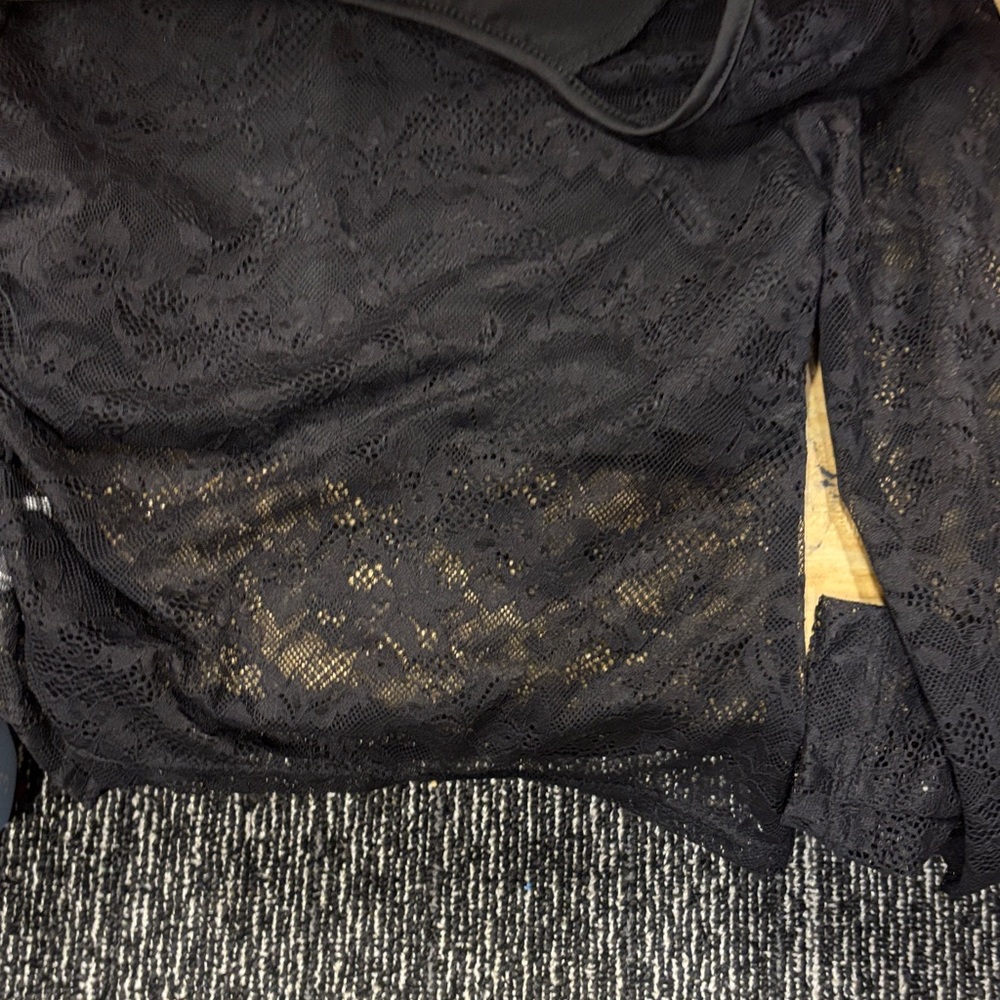 SHEIN Black Floral Lace Long Sleeve Square Neck Top - Picture 6 of 6